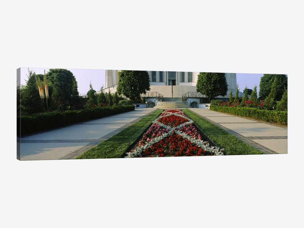Formal Garden At Main Entrance, Baha'i House Of Worship, Wilmette, New Trier Township, Chicago, Cook County, Illinois, USA by Panoramic Images 1-piece Canvas Wall Art