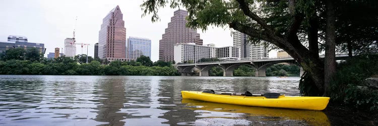 Yellow kayak in a reservoirLady Bird Lake, Colorado River, Austin, Travis County, Texas, USA