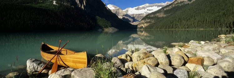 Lone Canoe, Lake Louise, Banff National Park, Alberta, Canada