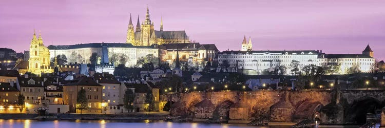 Arch bridge across a river, Charles Bridge, Hradcany Castle, St. Vitus Cathedral, Prague, Czech Republic