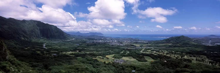 View Of Kaneohe Bay Area From Nu'uanu Pali Lookout, Oahu, Hawaii, USA