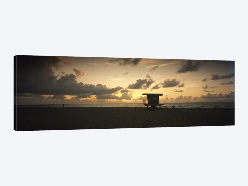 Silhouette of a lifeguard hut on the beach, South Beach, Miami Beach, Miami-Dade County, Florida, USA by Panoramic Images 1-piece Canvas Artwork