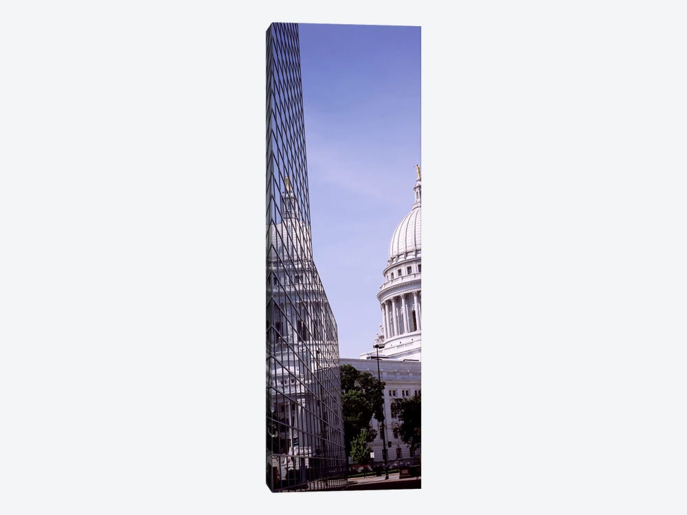 Low angle view of a government buildingWisconsin State Capitol, Madison, Wisconsin, USA by Panoramic Images 1-piece Canvas Artwork