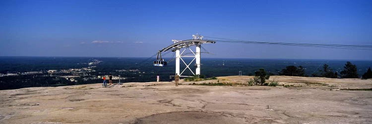 Overhead cable car on a mountain, Stone Mountain, Atlanta, Georgia, USA