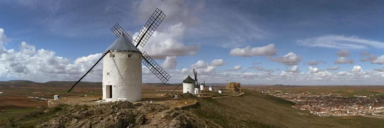 Traditional windmill on a hill, Consuegra, Toledo, Castilla La Mancha, Toledo province, Spain