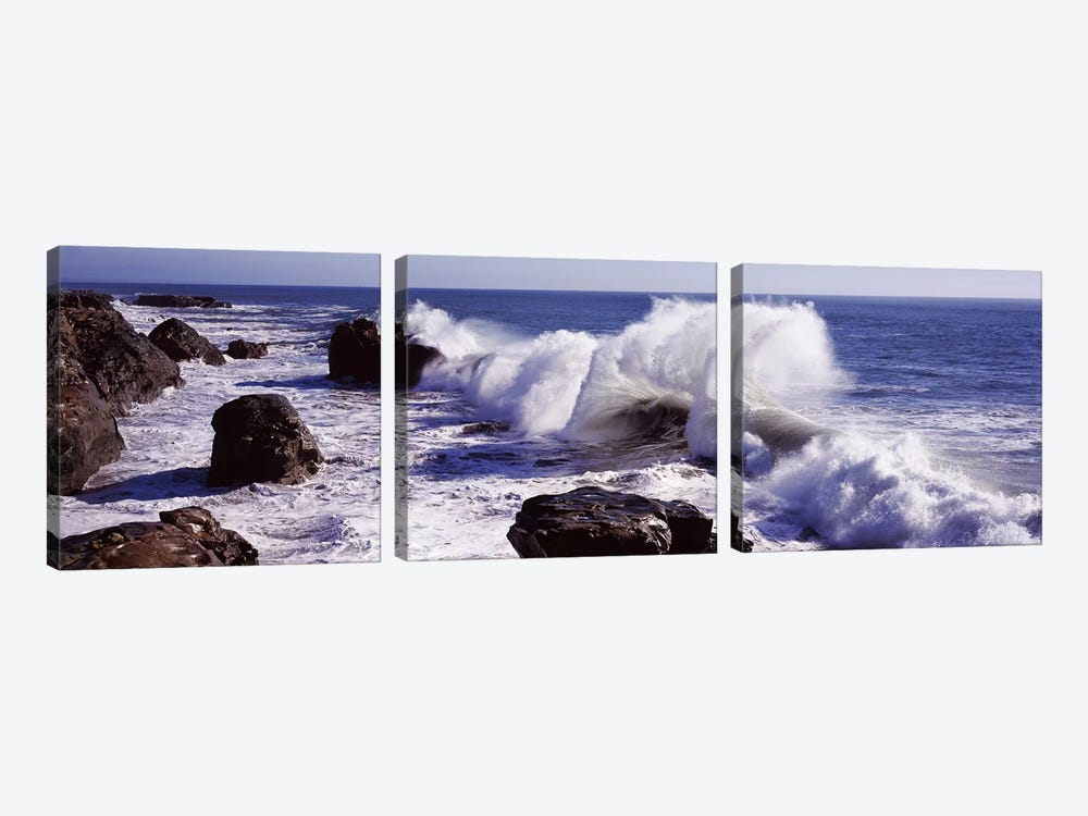 Crashing Waves, Santa Cruz County, California, USA by Panoramic Images 3-piece Canvas Wall Art