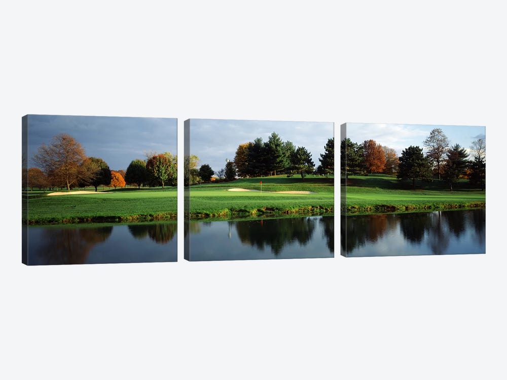 Pond-side Green, 8th Hole, Westwood Country Club, Vienna, Fairfax County, Virginia, USA by Panoramic Images 3-piece Canvas Art