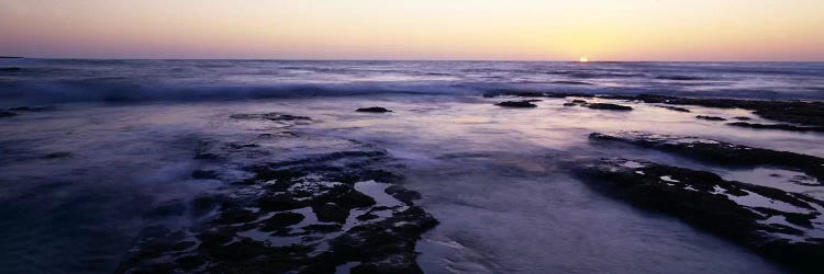 Waves in the seaChildren's Pool Beach, La Jolla Shores, La Jolla, San Diego, California, USA