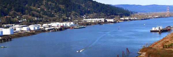 Portland: High angle view of a river, Willamette River, Portland, Multnomah County, Oregon, USA by Panoramic Images