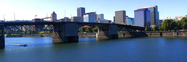 Bridge across a river, Burnside Bridge, Willamette River, Portland, Multnomah County, Oregon, USA 2010