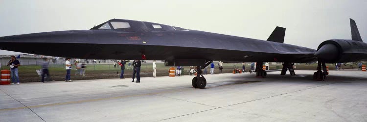 Lockheed SR-71 Blackbird on a runway