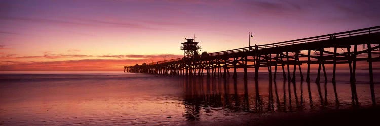 Silhouette of a pier, San Clemente Pier, Los Angeles County, California, USA