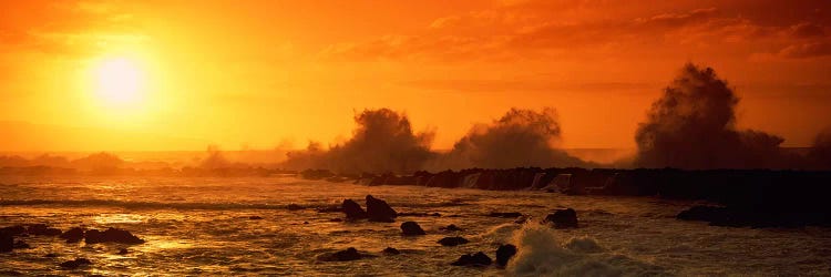 Waves breaking on rocks in the oceanThree Tables, North Shore, Oahu, Hawaii, USA