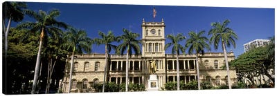 Facade of a government building, Aliiolani Hale, Honolulu, Oahu, Honolulu County, Hawaii, USA Canvas Art Print - Palm Tree Art