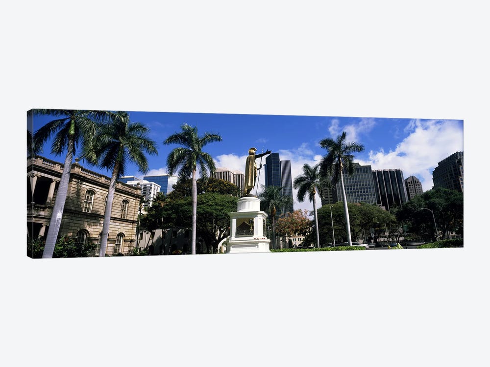 Statue of King Kamehameha in front of a government building, Aliiolani Hale, Honolulu, Oahu, Honolulu County, Hawaii, USA #3 by Panoramic Images 1-piece Canvas Wall Art