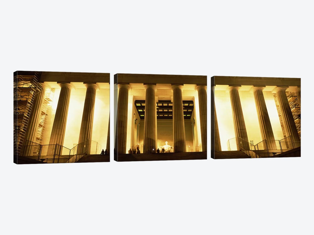 Columns surrounding a memorialLincoln Memorial, Washington DC, USA by Panoramic Images 3-piece Canvas Art