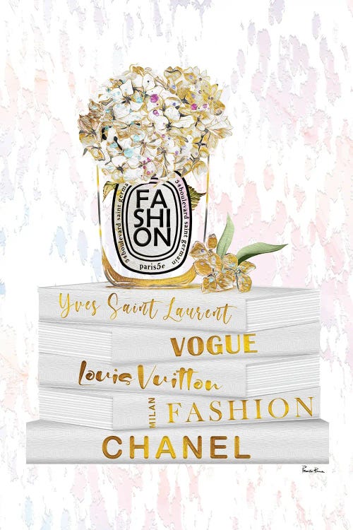 Splashes Of Gold Fashion Candle With Hydrangeas On White & Gold Fashion Books