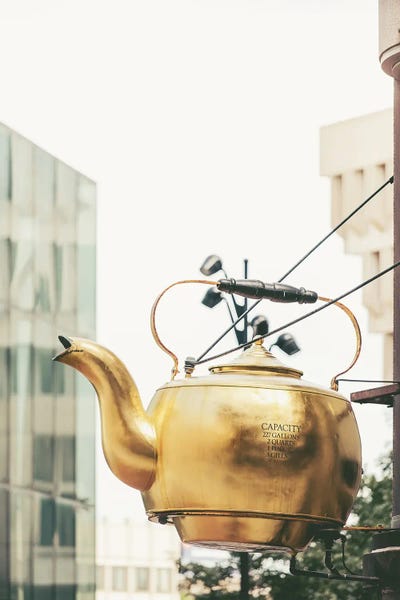 Boston: Boston Kettle by Apryl Roland