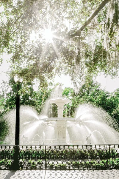 Georgia: Forsyth Fountain by Apryl Roland