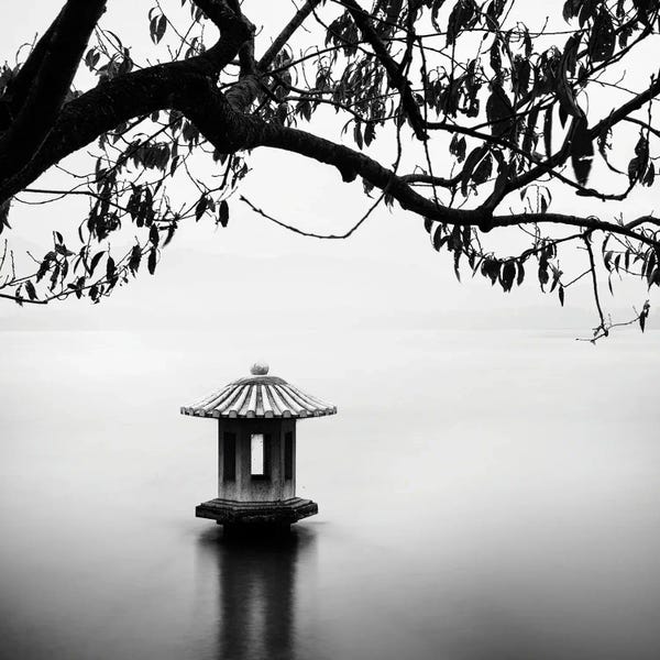 Zen Bedroom: Zen Lake by Praxis Studio