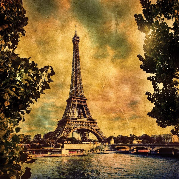 Canvas Print: Eiffel Tower In Paris Fance by Paul Rommer