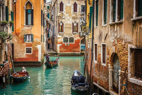 Veneto: Canal In Venice by Paul Rommer