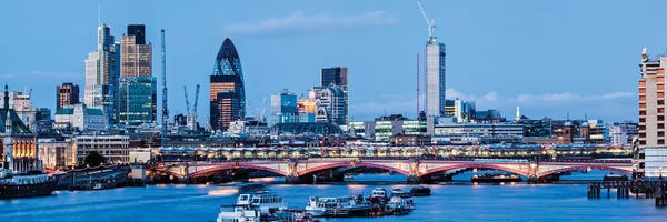 London Skylines: Panorama Of St Paul Cathedral London by Paul Rommer