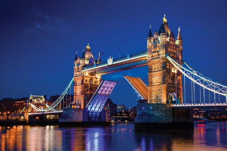 Tower Bridge In London The Uk At Night