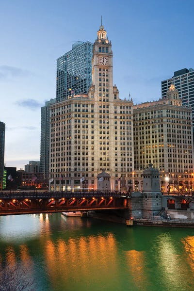 Canvas Print: Chicago Riverside by Paul Rommer
