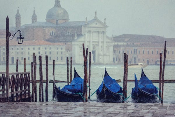 Snow: Bacino by Pavel Oskin