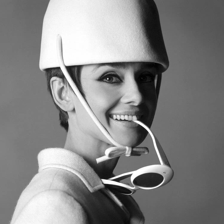 Audrey Hepburn - Black And White How To Steal A Million II