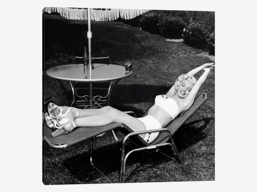 Marilyn Monroe Lawn Chair by Radio Days 1-piece Canvas Artwork