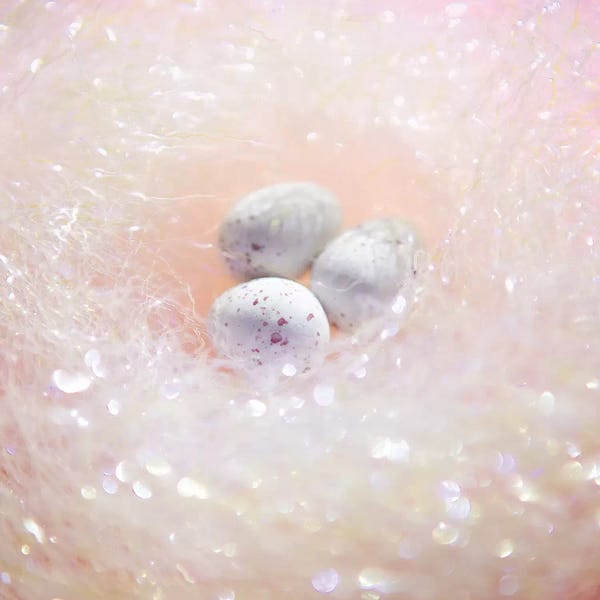 Eggs: Easter Treasure by Ros Berryman