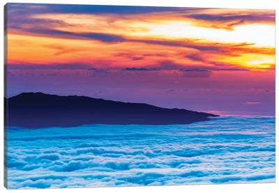 Hualalai Volcano from the summit of Mauna Kea at sunset, Big Island, Hawaii, USA Canvas Art Print - The Big Island (Island of Hawai'i)