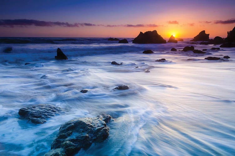 Sea stacks at sunset, El Matador State Beach, Malibu, California, USA