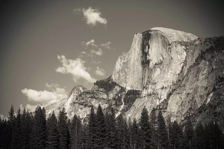 Half Dome, Yosemite National Park, California, USA