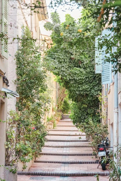 Provence-Alpes-Côte d'Azur: Antibes City Street, France, French Riviera, Cote D'Azur by Radu Bercan