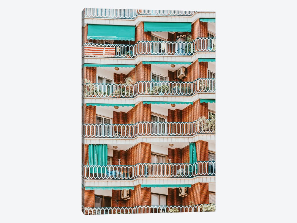 Building in Barcelona by Radu Bercan 1-piece Canvas Art