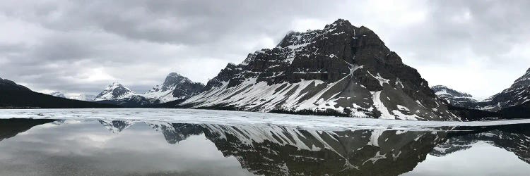 Bow Lake - Banff National Park, Alberta, Canada