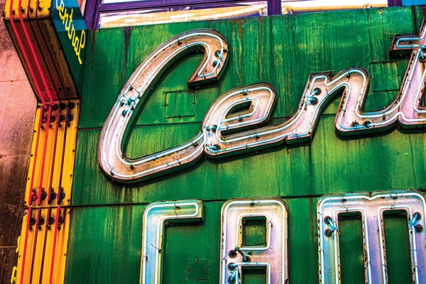 Raymond Kunst: Central Camera by Raymond Kunst