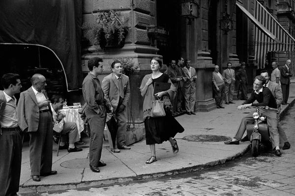 Fashion Photography: American Girl In Italy (Florence, 1951) by Ruth Orkin