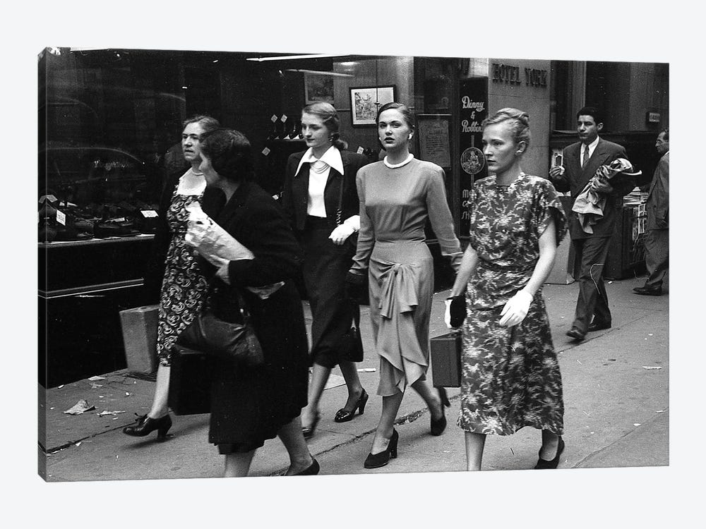 Women On Street (NYC, 1949) by Ruth Orkin 1-piece Canvas Art