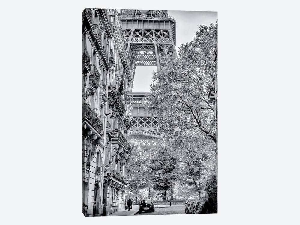 Eiffel Tower In The Fall by Rose Palmisano 1-piece Canvas Artwork