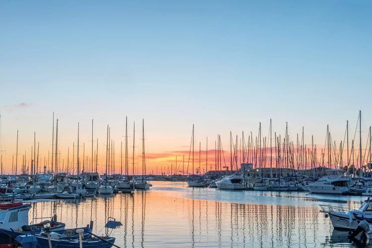 Italy, Sicily, Palermo, Marina sunrise