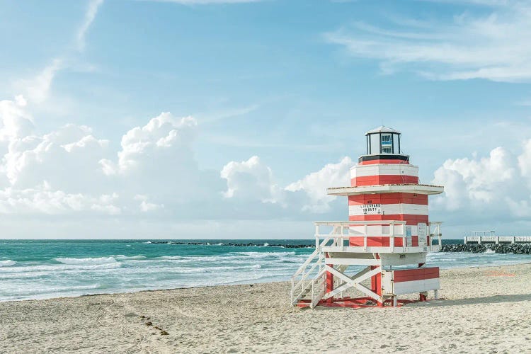 USA, Florida, Miami Beach. Colorful lifeguard station.