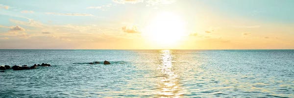 Ocean Sunrises & Sunsets: Bimini Horizon I by Susan Bryant
