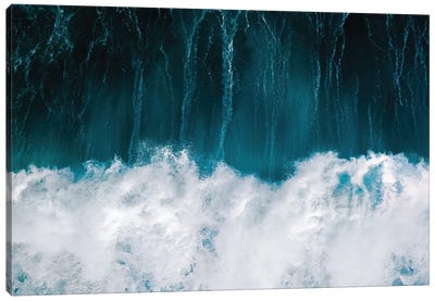 Powerful Breaking Wave In The Ocean Canvas Art Print - Michael Schauer