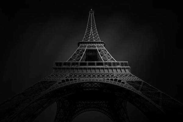 Photography: La Dame de Fer by Sebastien Del Grosso