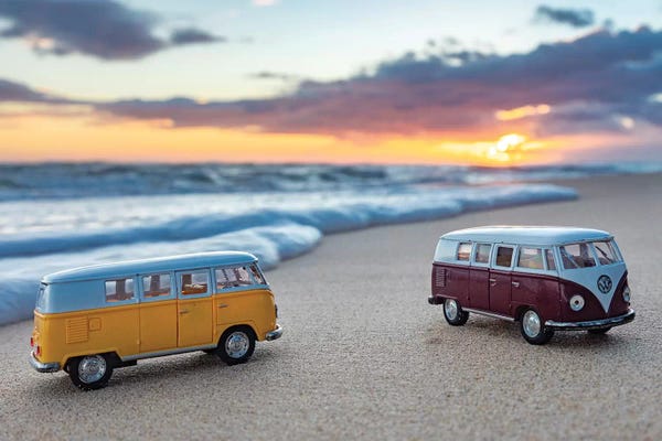 Hawaii: Kombi Beach by Sean Davey