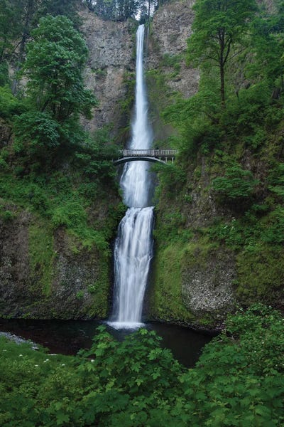 Oregon: Multnomah Falls by Bill Sherrell